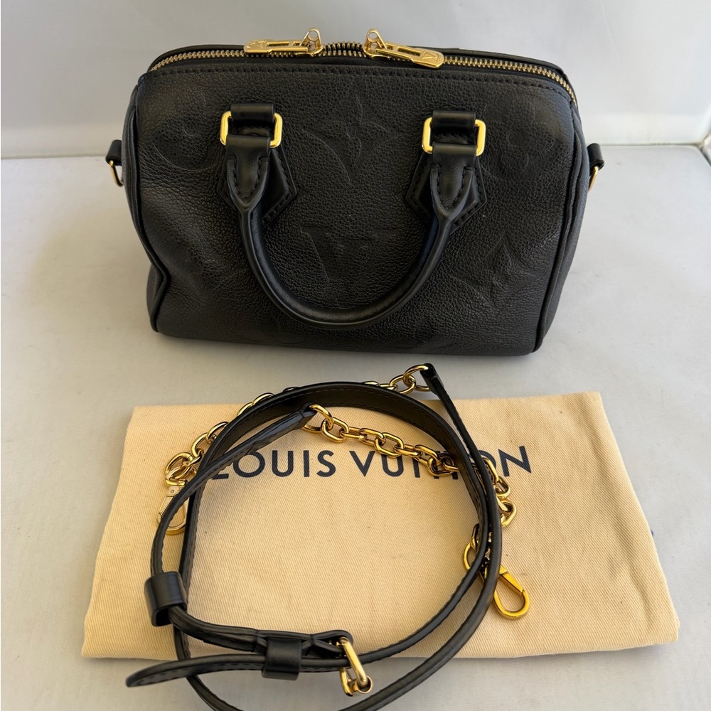 Louis Vuitton Black Leather  Speedy 20 Crossbody with Gold Hardware